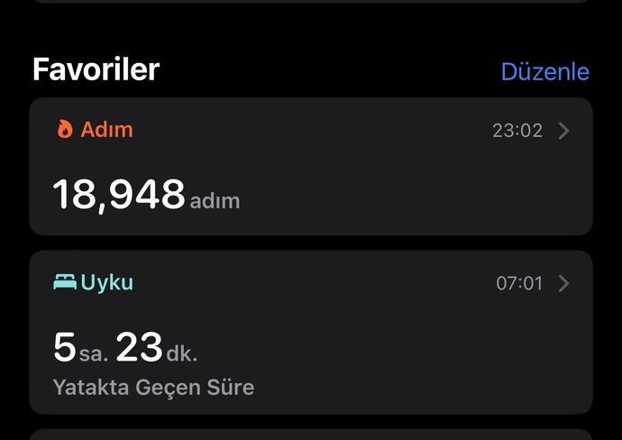 Ben bu aralar yürüyüşe taktım 😀 Kendi rekoruma doğru koşuyorum 🏃🏻♀️😀
