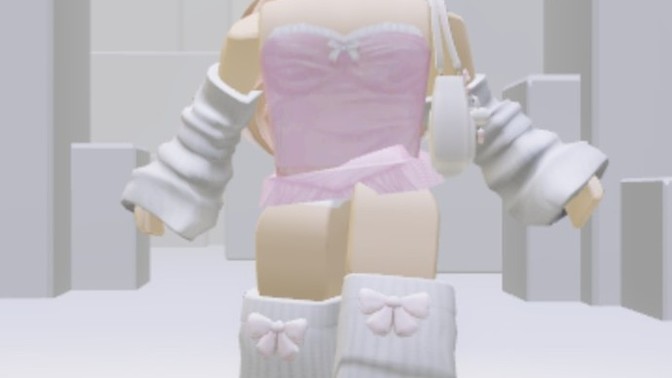 Robloxta böyle avatar yaptım nasıl sizc?