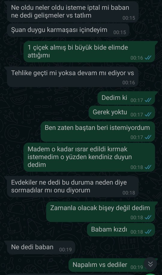 Eski sevgilim 10 gündür yazıyordu ama soğuktu niyetini anlamak için görücü gelecek şakası yaptım sonra 180 derece döndü normal mi?