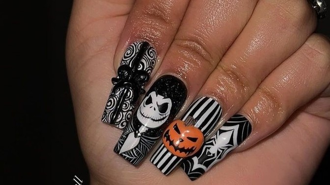 Halloween temalı tırnakları beğeniyor musunuz?