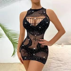 Gece kulübüne giderken ne giysem dikkat çekerim sizce?