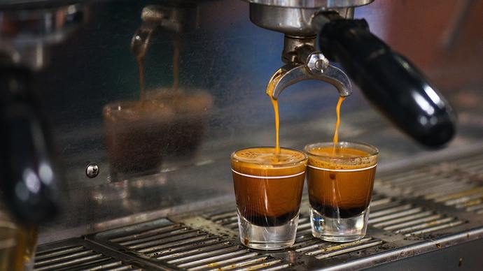 Espresso makinesiyle sabah kahveleri sizce de daha keyifli hale geldi mi?