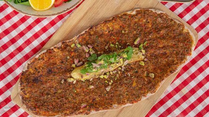 Patlıcanlı lahmacun yediniz mi?
