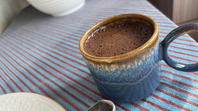 Yemeğin hemen üzerine kahve içer misin?