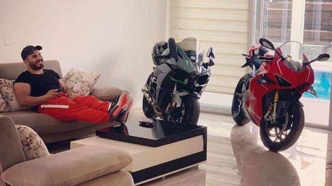 Evin içinde motosiklet olur mu?