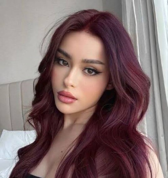 Vişne çürüğü mü yoksa şarap kızılı mı?
