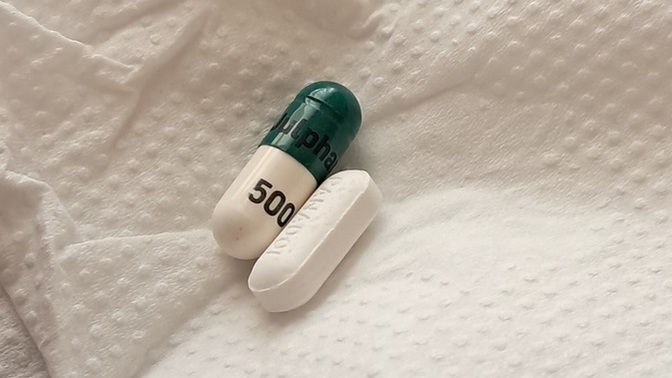 Birden fazla ilaç içi çeksek beli bir aralık olması şart mi yoksa aynı anda da icile bilir mi?