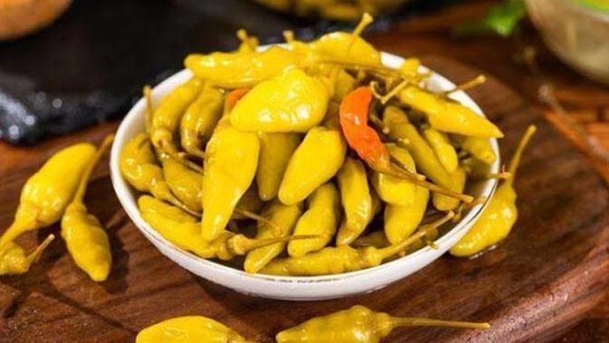 Acı biber turşusu sever misiniz?