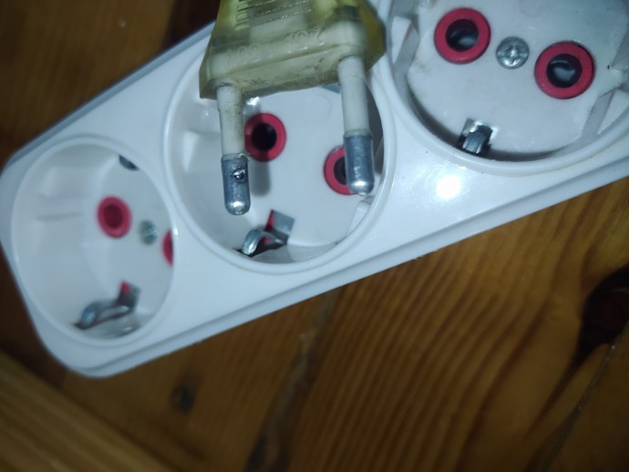 Elektrikle alakalı bi şey soruyorum gelin?