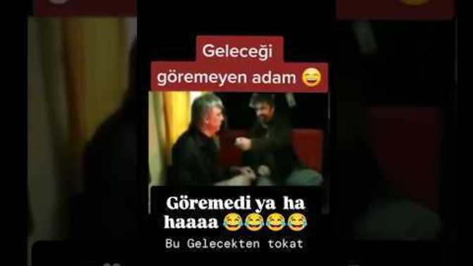 Biri sana ben geleceği görüyorum dese ne derdin?