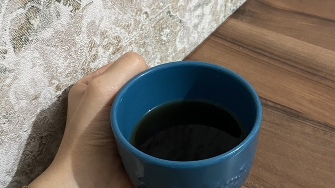 Çay ince belli bardakta mı yoksa kupada mı içilir?