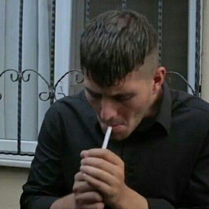 İzne çıktığında sevgilisinin şehrine değil de ailesinin şehrine gidip ordaykende aramayan bir erkeğin kafa yapısı nedir sizce?