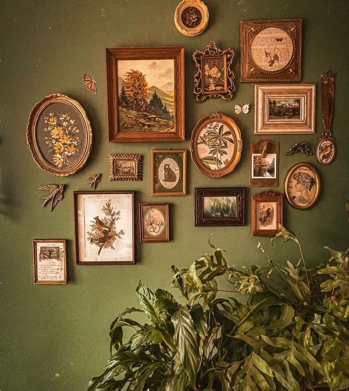 Evinizdeki duvarlarda aile fotoğrafları mı yoksa soyut sanat eserleri mi tercih edersiniz?