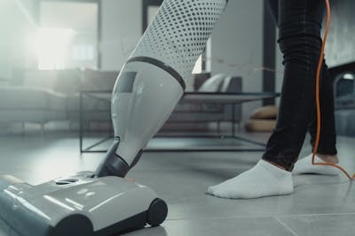 Dikey süpürgeyi mi, robot süpürgeyi mi daha sık kullanıyorsunuz?
