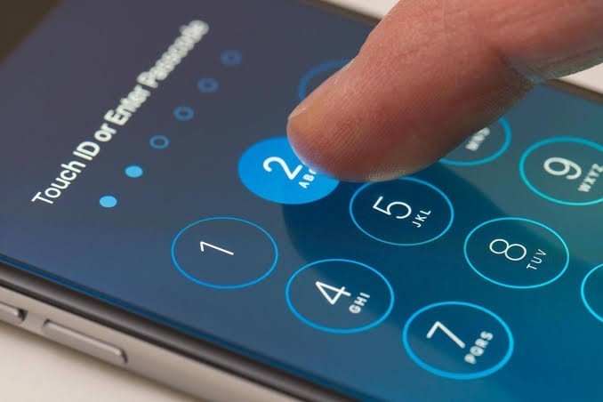 Eşinin/Sevgilinin telefonunu şifreli kullanmasını sorun eder misin?