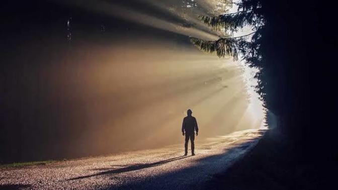 Ağır bir depresyon geçiriyorum ve hayatın anlamını arıyorum, bana bir tavsiyeniz var mı?