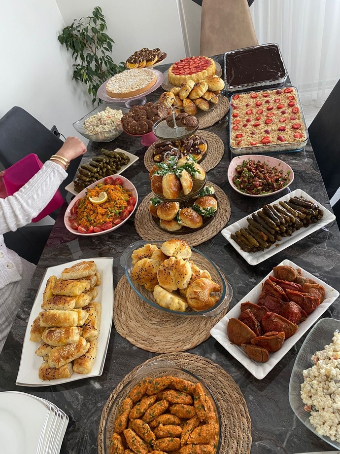 Eve gelen dünürlere nasıl davramalı, hangi ikramları hazırlamalıyız?