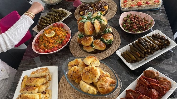 Eve gelen dünürlere nasıl davramalı, hangi ikramları hazırlamalıyız?