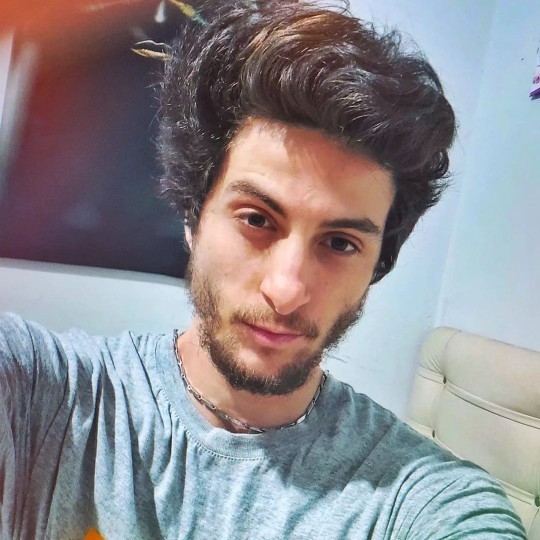 Kendi yüzünüzü , burnunuzu beğenirmisiniz?