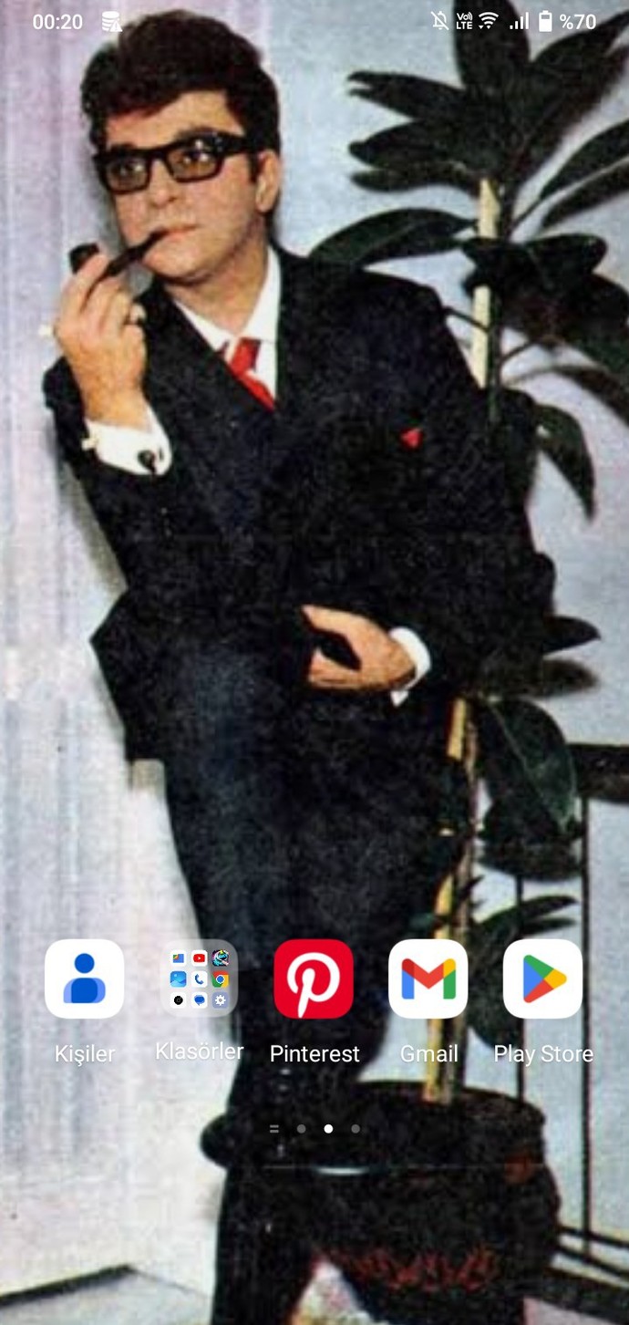 Telefon duvar kağıdınızda hangi resim/fotoğraf var?