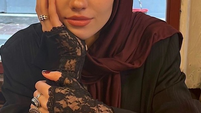Kapalı kadınların oje sürmesi abes değil mi sizce?