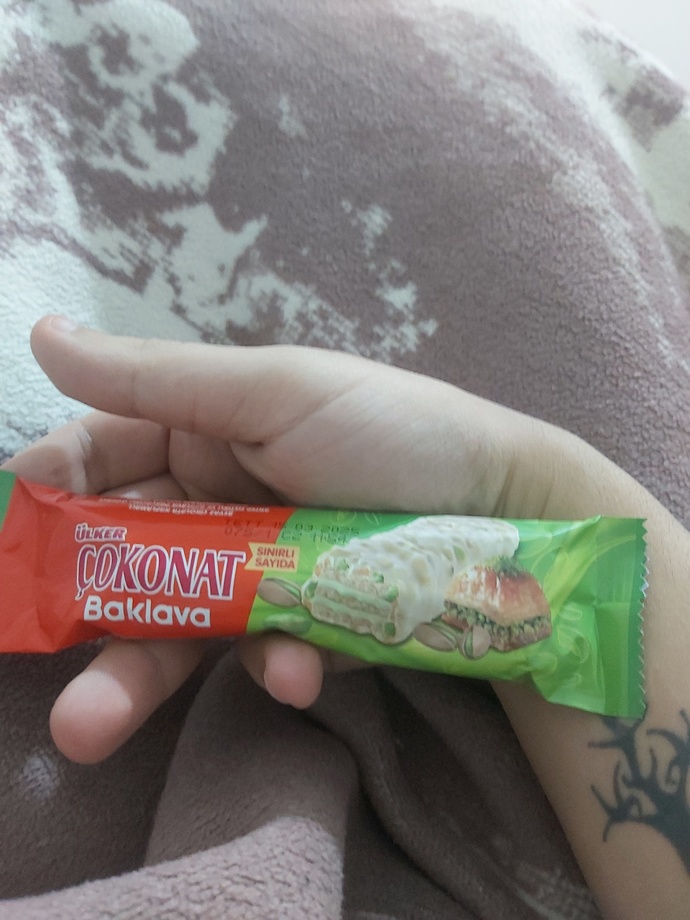 Baklavalı çikolata yediniz mi hiç?