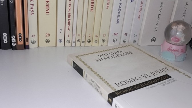 Türk Klasikleri mi, Dünya Edebiyatı mı?
