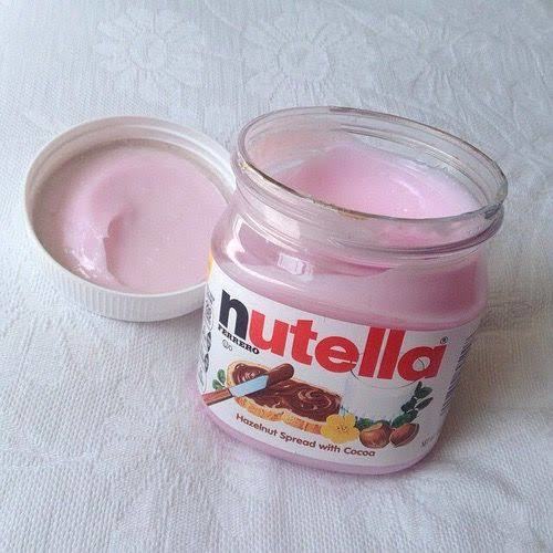 Pembe Nutella yediniz mi?
