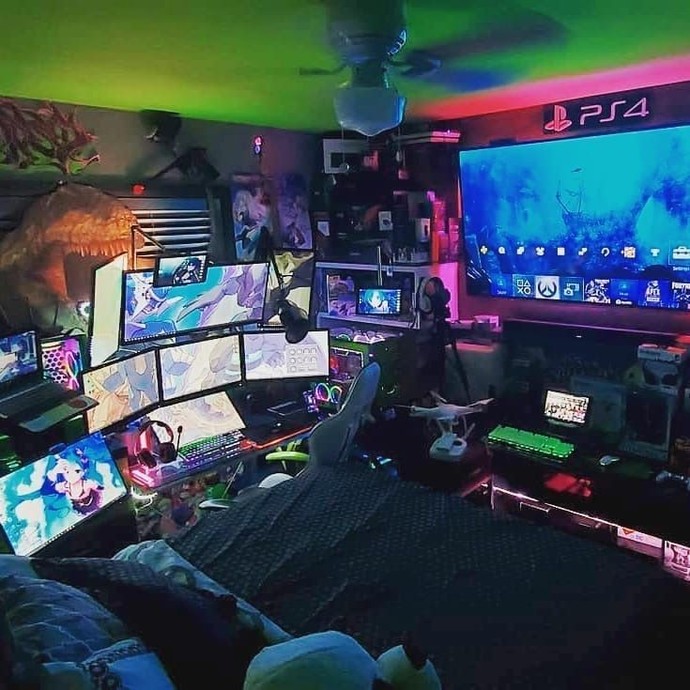 Kendinize ait Gamer ve dizi film izleme odanız olsaydı, nasıl bir oda tercih ederdiniz?