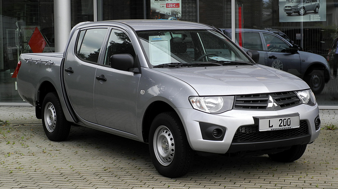 Örneğin Mitsubishi L200 4x2 Pickup