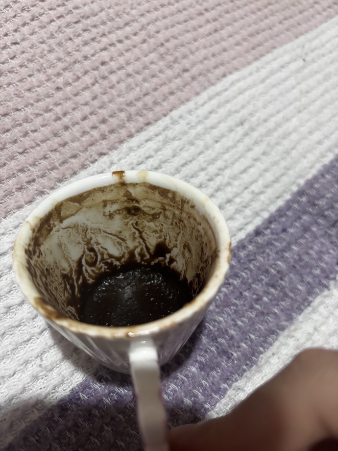 Falıma bakar mısınız rica etsemm?