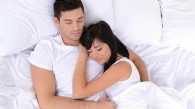 Kimin göğsünde uyumak isterdiniz?