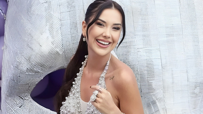 Dilan Polat, "Yeni gelmedik, geri geldik" adında yeni şarkı çıkarıyormuş. Dinleyecek misiniz?