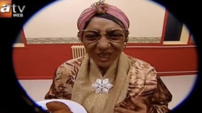 Şu an misafirliğe gelseydin ne yapardım söyleyeyim mi?