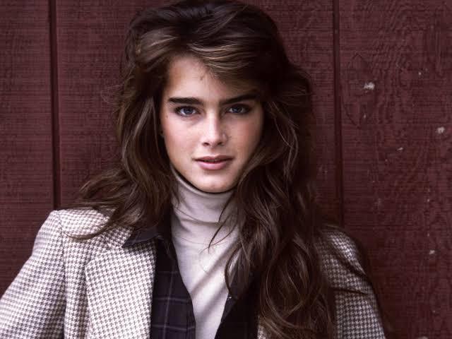 Jennifer connely mi brooke shields mi daha güzel sizce?