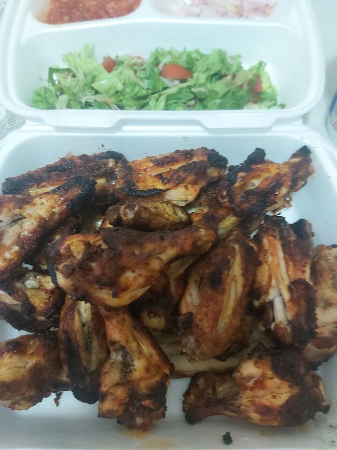 Bu saatte tek başınıza 1 kilo tavuk kanat yiyebilir misiniz?