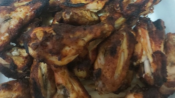 Bu saatte tek başınıza 1 kilo tavuk kanat yiyebilir misiniz?