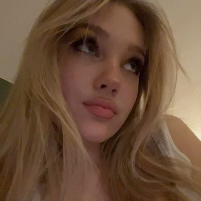 Bu sarışınlar seksi mi güzel mi?