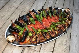 Bana sadece gerçek gurmelerin sevebileceği bir yemek söyler misiniz?