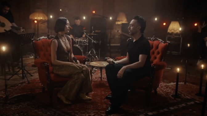 Mabel Matiz ve Zeynep Bastık "Lan" şarkısı ile düet yaptı. Beğendiniz mi?