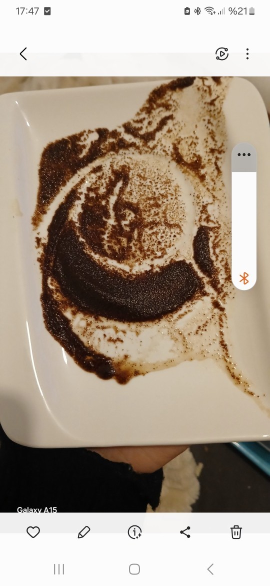 Çabuk falıma bakın kim biliyor?