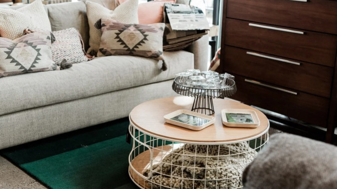 Salon dekorasyonunda sehpa seçerken neye dikkat edersin?