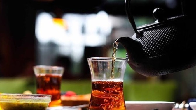 Yemekten sonra çay mı sigara mı?