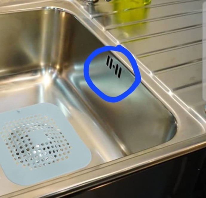 Lavabolara bu delikler neden konulur?