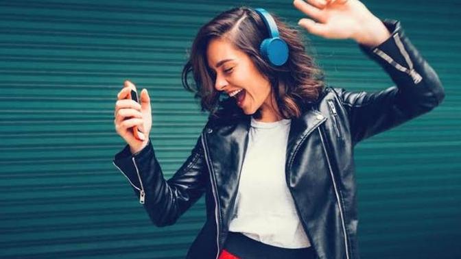 Yüksek sesle müzik dinler misiniz?