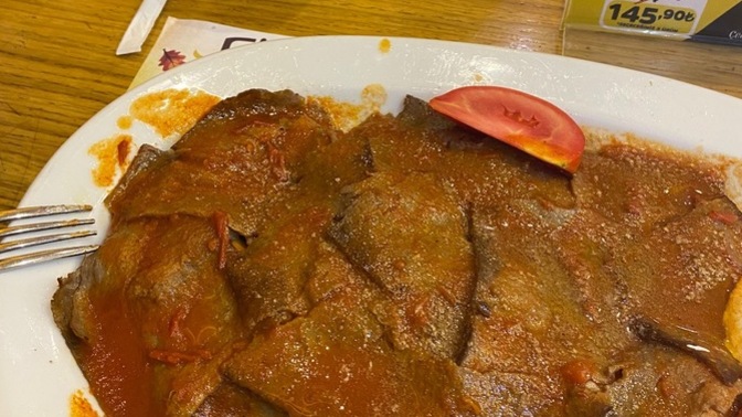 Double iskender yiyen kızdan olur mu?