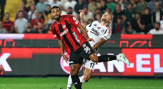 Gaziantep Fk 1- Beşiktaş 1... Kartal 90+4te yediği golle çok kritik bir kayıp yaşadı! Maçı nasıl buldunuz?
