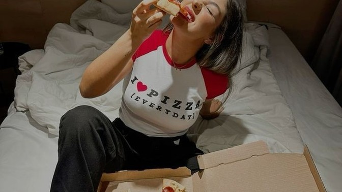 Gece gece pizza yenir mi?