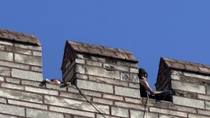 İnternette bu fotorafı buldum Semih Çelik in işlediği cinayetten sonra çekilen bu olay beni baya etkiledi siz ne düşünüyorsunuz?