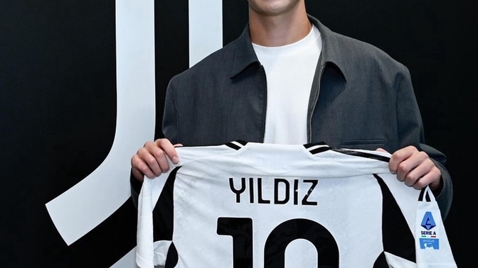 Kenan Yıldız neden bu kadar yakışıklı?